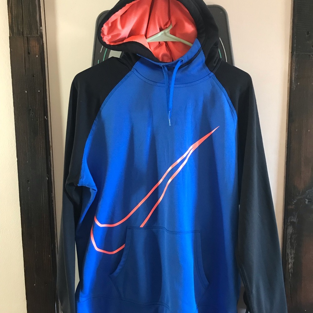 Nike Funnelneck hoodie